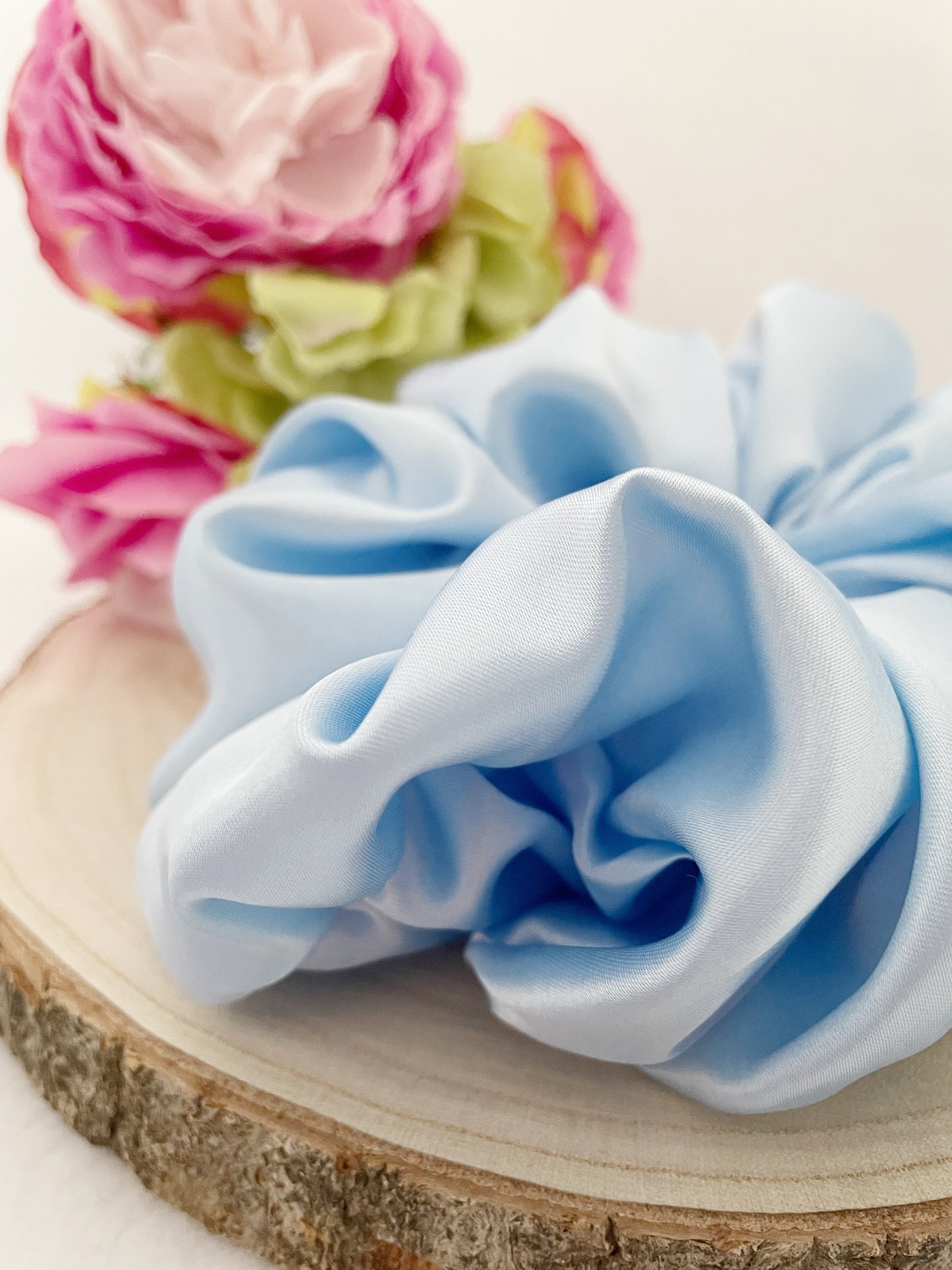 The Breeze XL Scrunchie