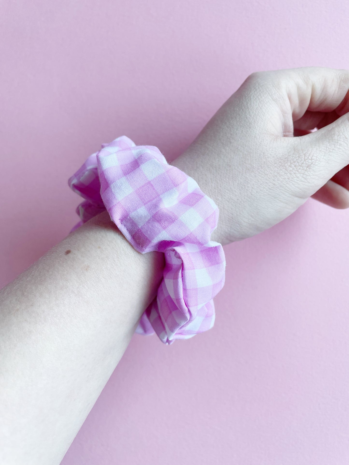 Regular Pink Check Scrunchie